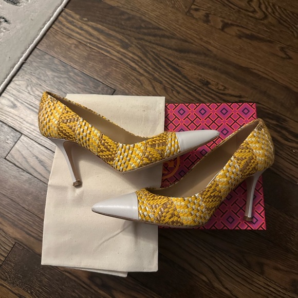 Tory Burch Yellow and White Woven Heels - Picture 4 of 5